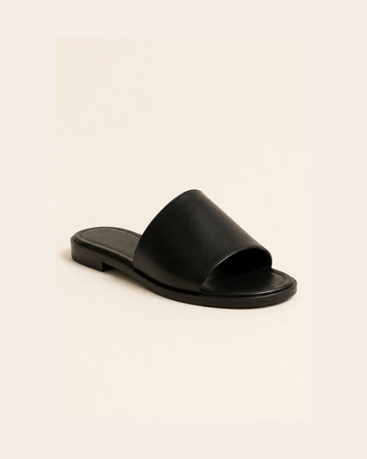 Noor Minimal Slide in Black